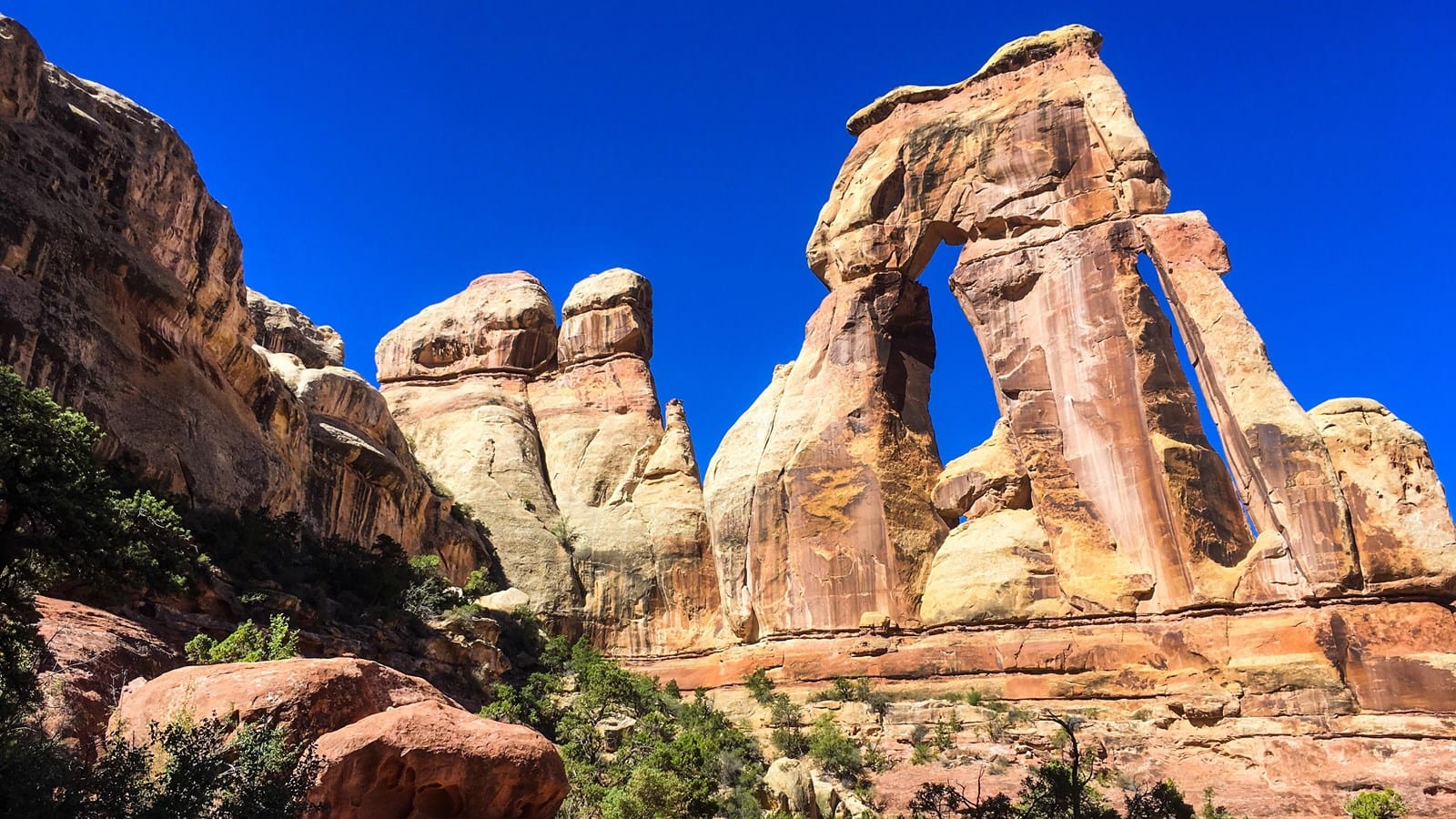 Druid Arch Trail: A Quest for a Desert Titan
